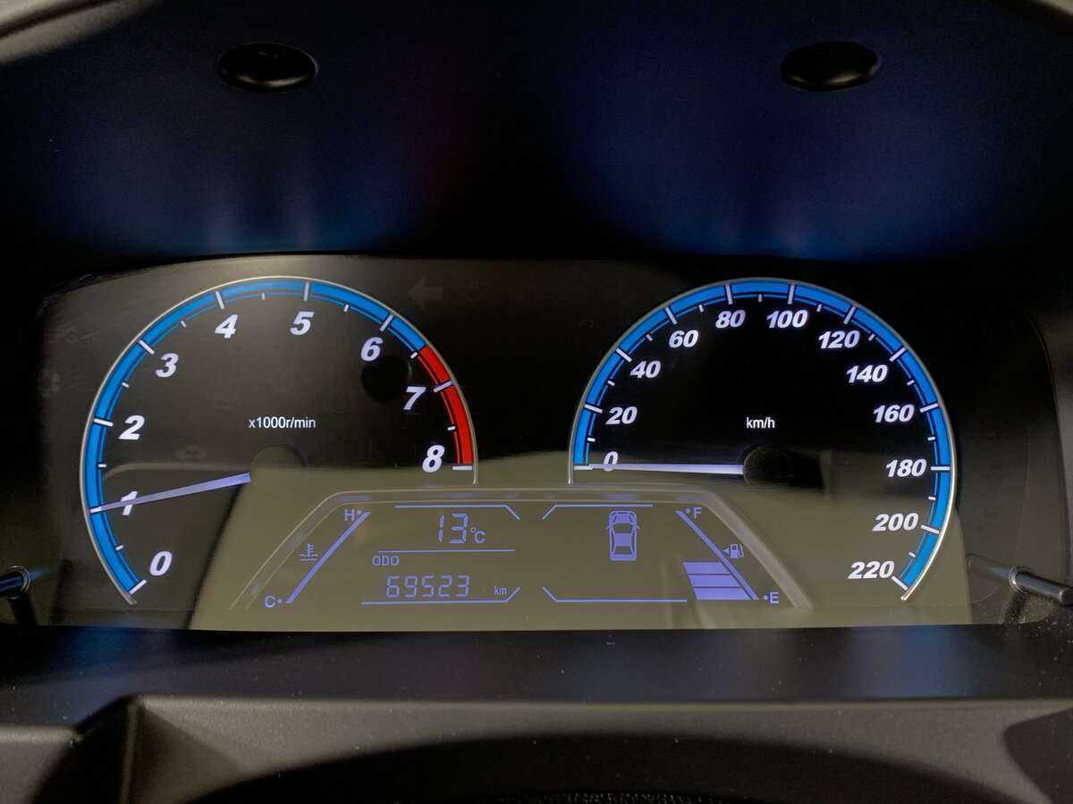 Б/У Лифан Солано 2016 года. Фото: #11