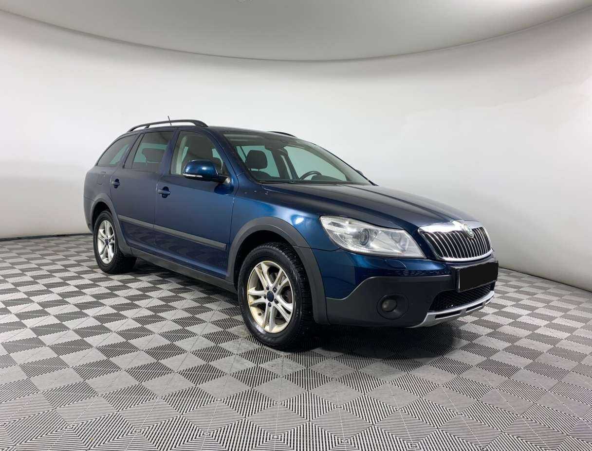 Б/У Шкода Октавия 2011 года. Фото: #2