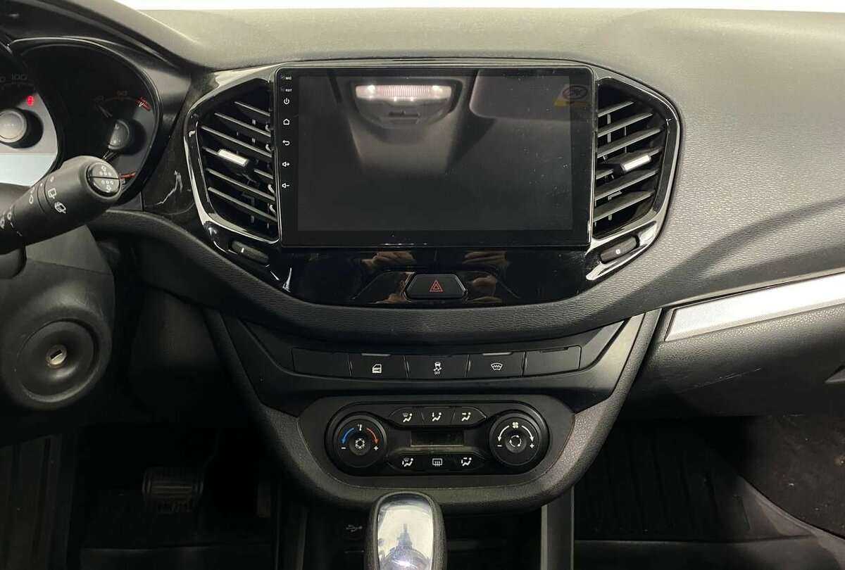 Б/У Лада (ВАЗ) Веста 2021 года. Фото: #11