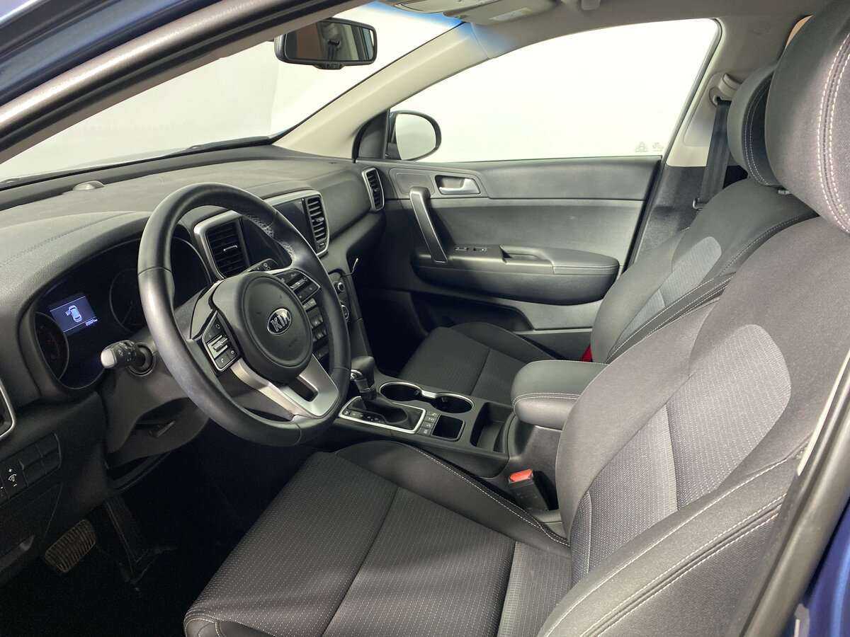 Б/У Киа Спортейдж 2021 года. Фото: #8