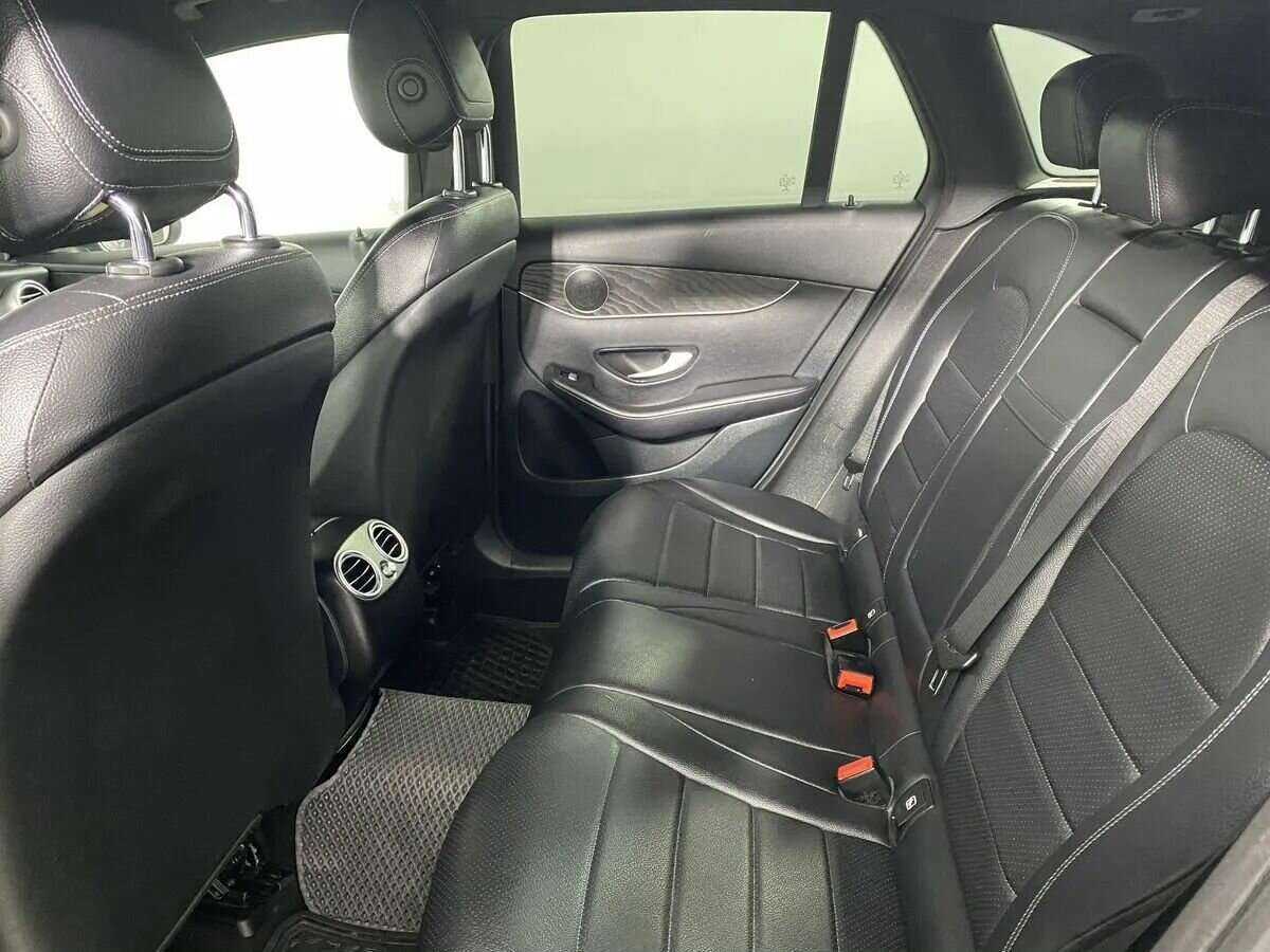 Б/У Мерседес-Бенц ГЛЦ 2021 года. Фото: #12