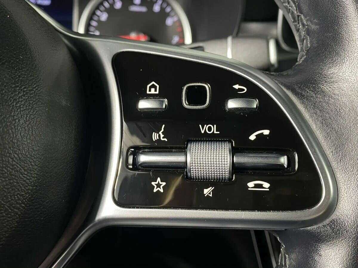 Б/У Мерседес-Бенц ГЛЦ 2021 года. Фото: #16