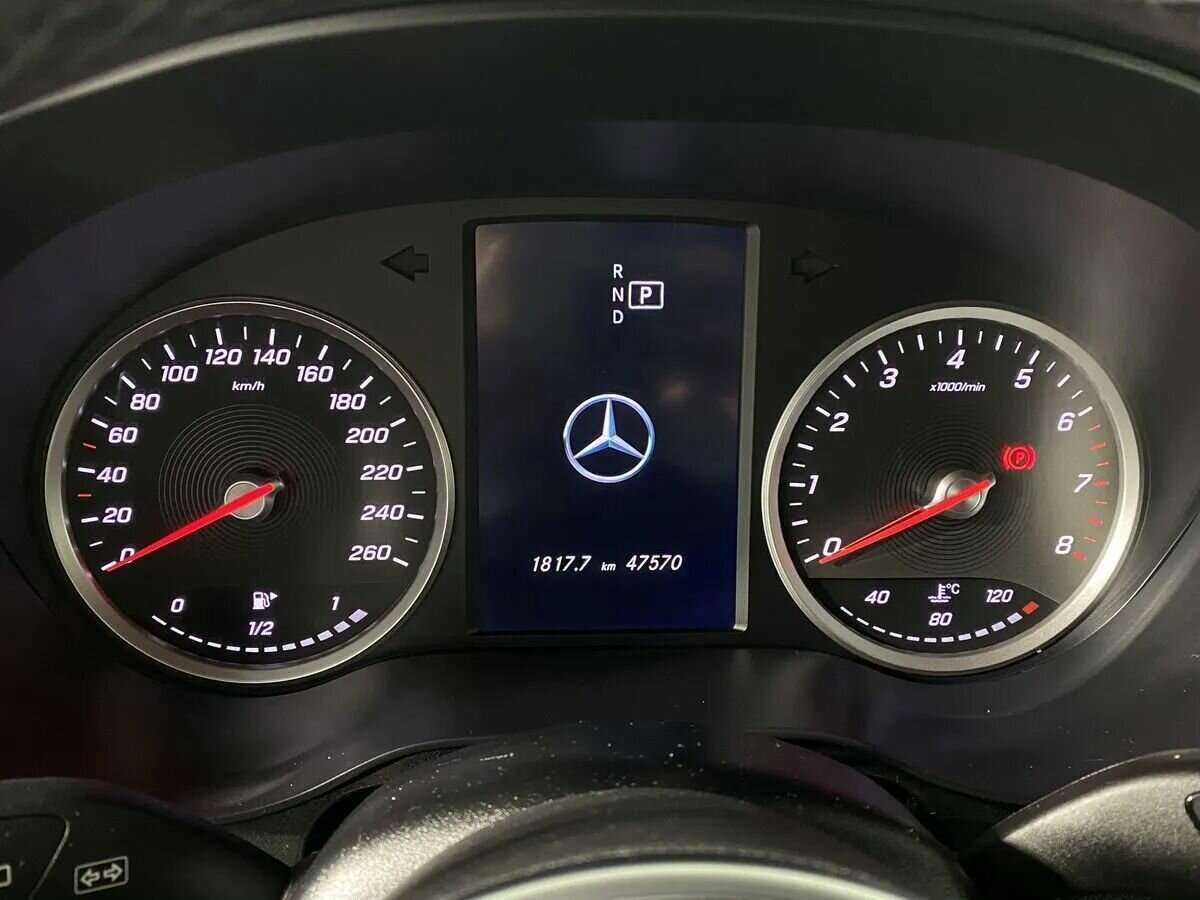 Б/У Мерседес-Бенц ГЛЦ 2021 года. Фото: #18