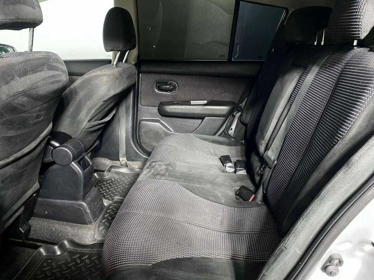 Б/У Ниссан Тиида 2011 года. Фото: #10