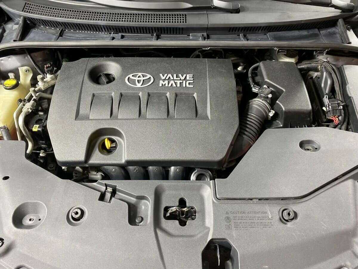 Б/У Тойота Авенсис 2009 года. Фото: #6