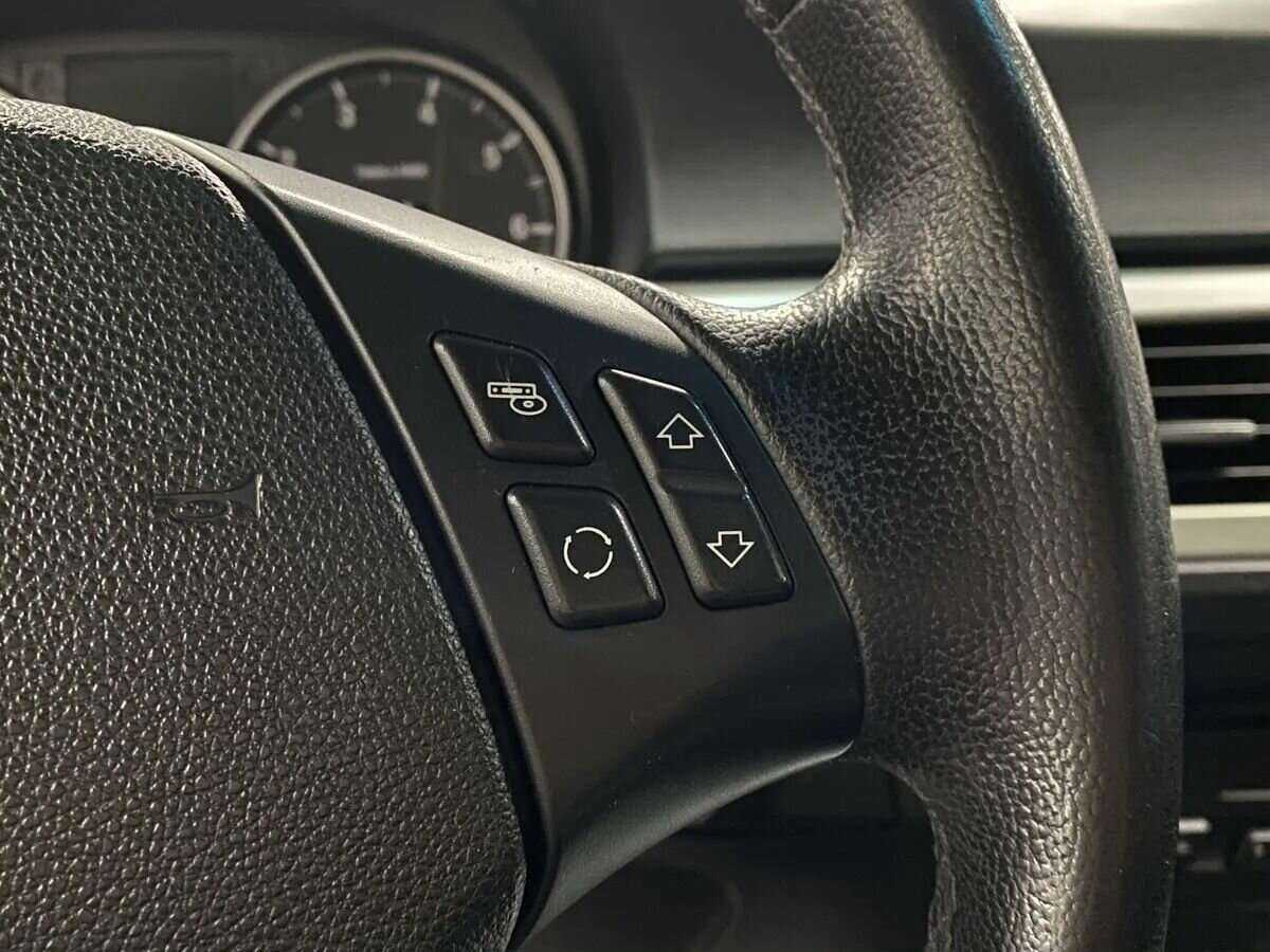 Б/У БМВ 3 серии 2011 года. Фото: #12