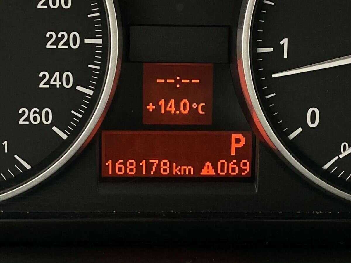 Б/У БМВ 3 серии 2011 года. Фото: #14