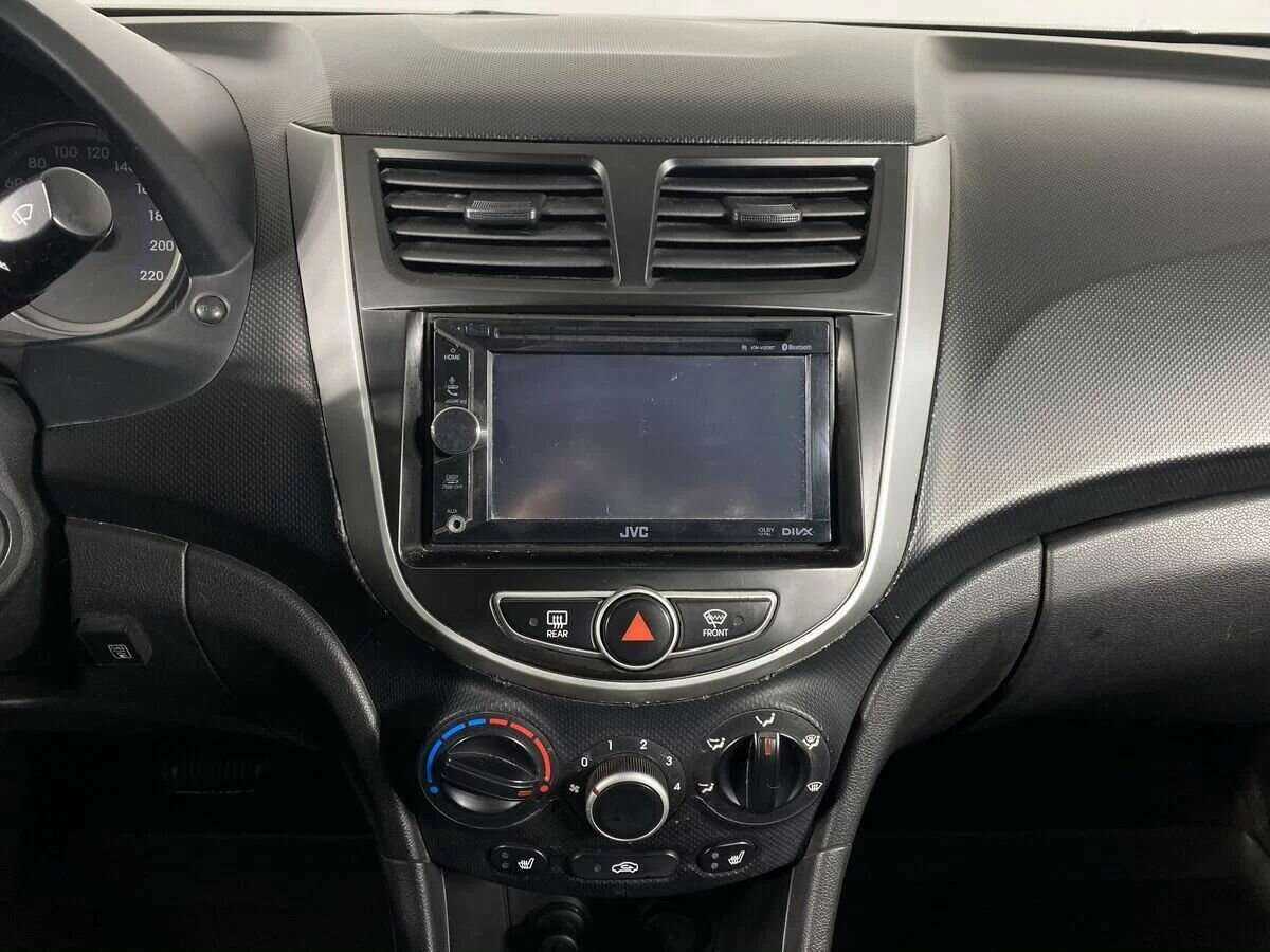 Б/У Хендай Солярис 2011 года. Фото: #12