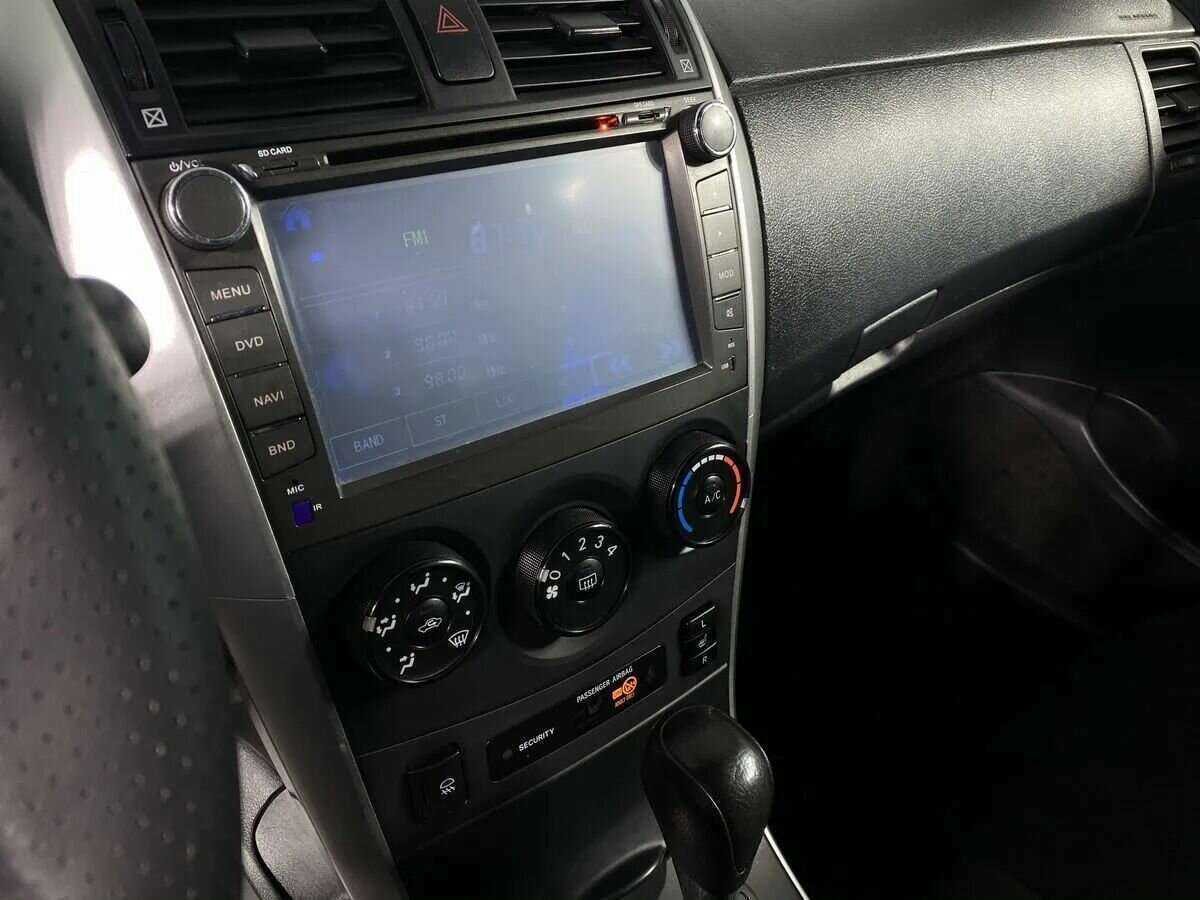 Б/У Тойота Королла 2010 года. Фото: #9