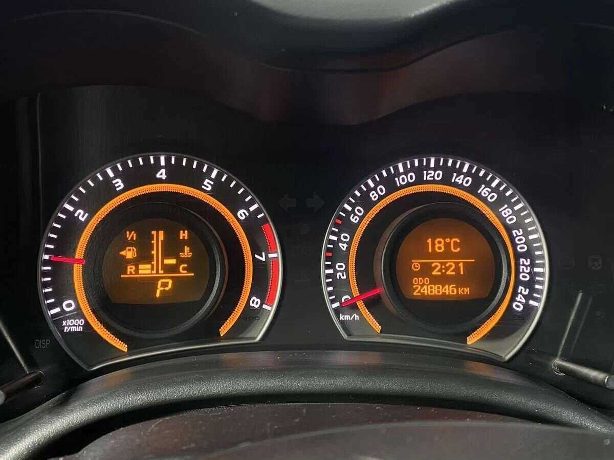 Б/У Тойота Королла 2010 года. Фото: #11