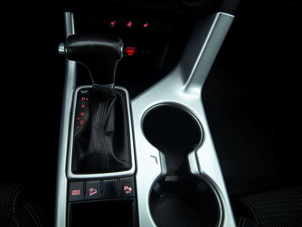 Б/У Киа Спортейдж 2017 года. Фото: #13