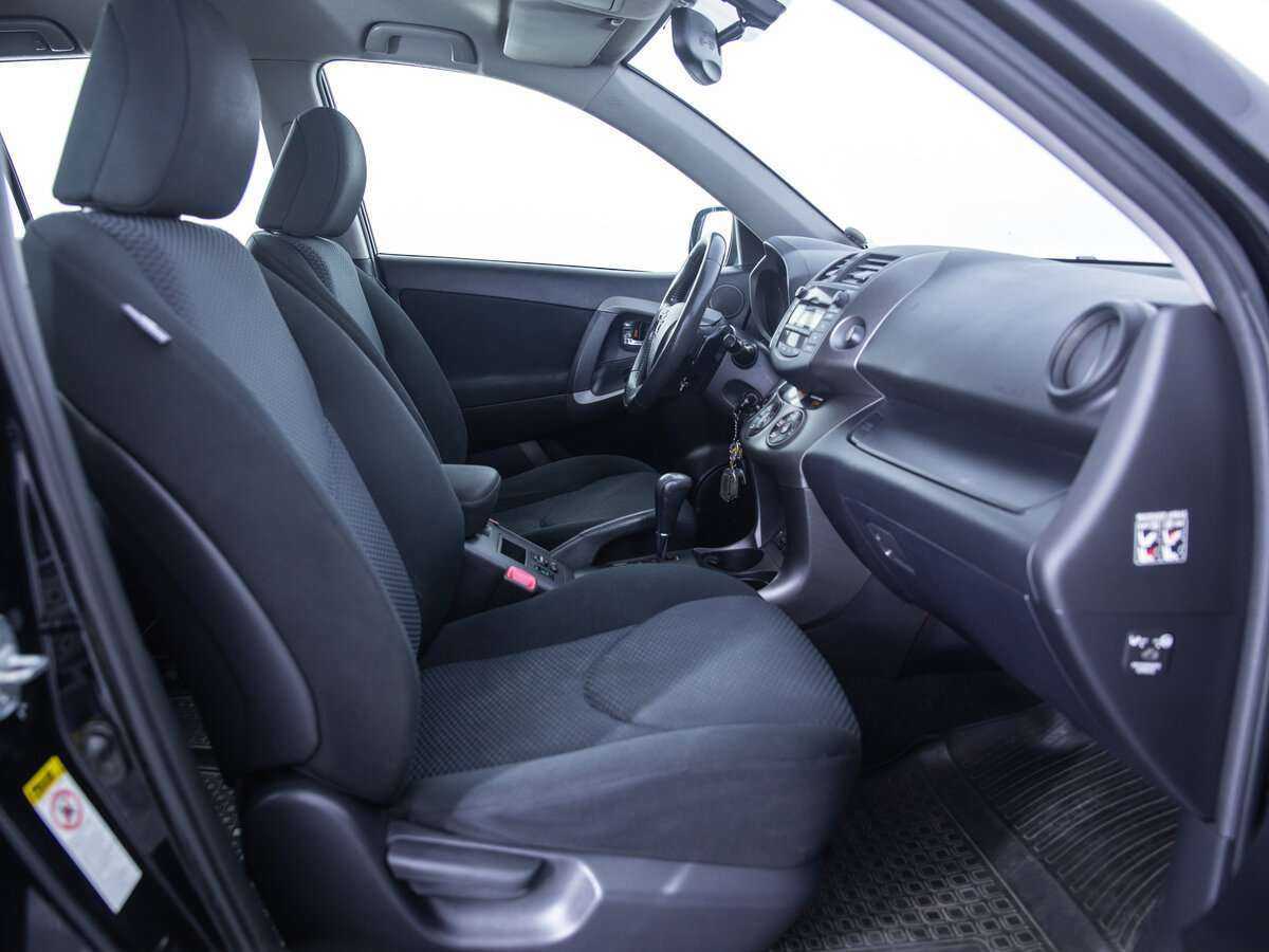 Б/У Тойота Рав4 2012 года. Фото: #16