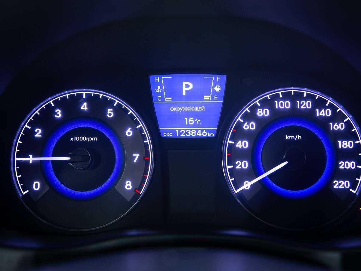 Б/У Хендай Солярис 2013 года. Фото: #13