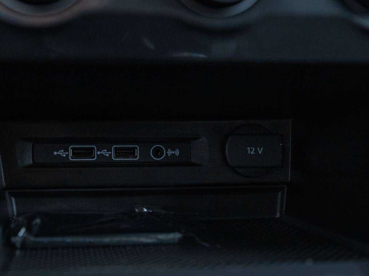 Б/У Фольксваген Тигуан 2020 года. Фото: #13