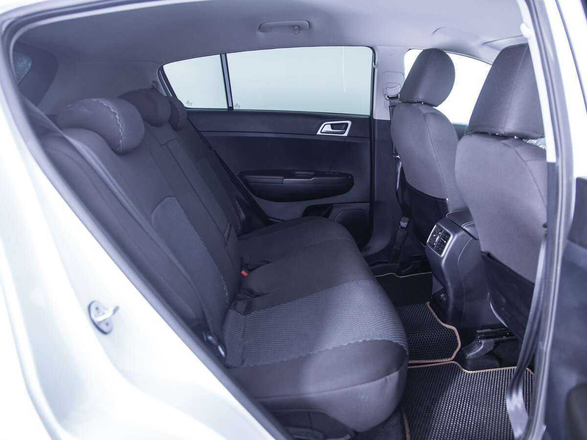 Б/У Киа Спортейдж 2019 года. Фото: #17