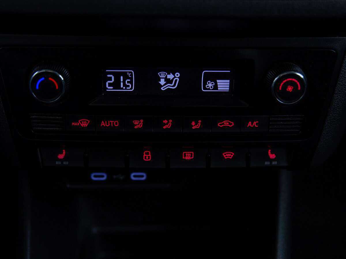 Б/У Фольксваген Поло 2020 года. Фото: #12