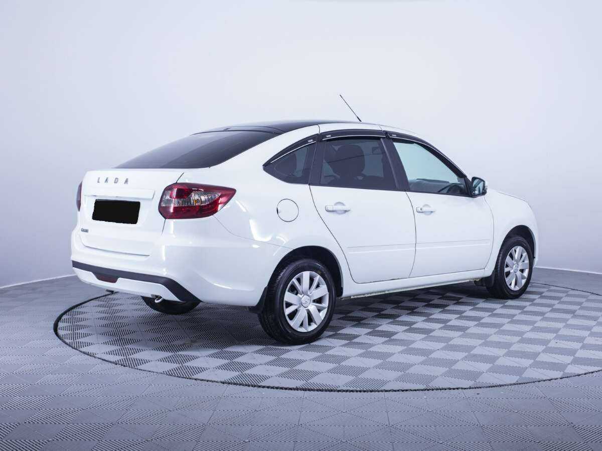 Б/У Лада (ВАЗ) Гранта 2023 года. Фото: #4