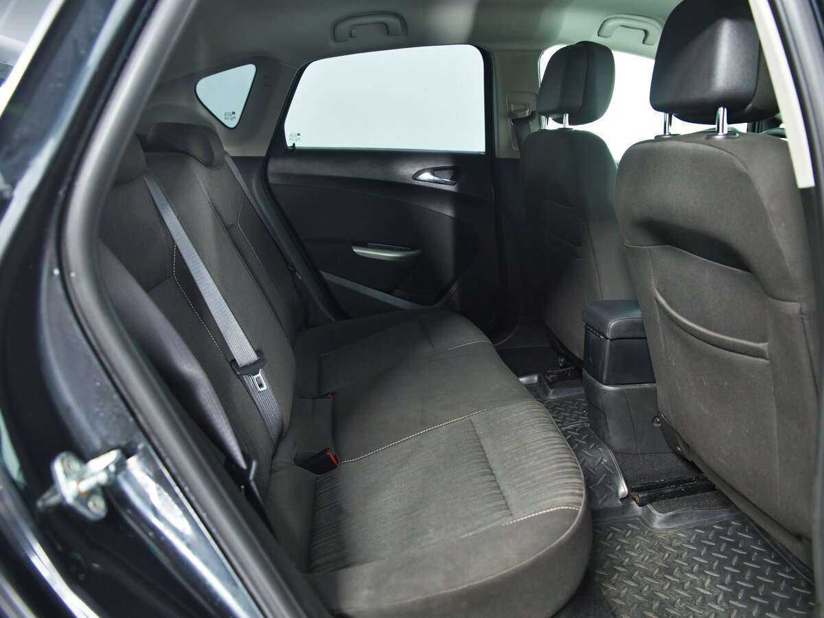 Б/У Опель Астра 2011 года. Фото: #16