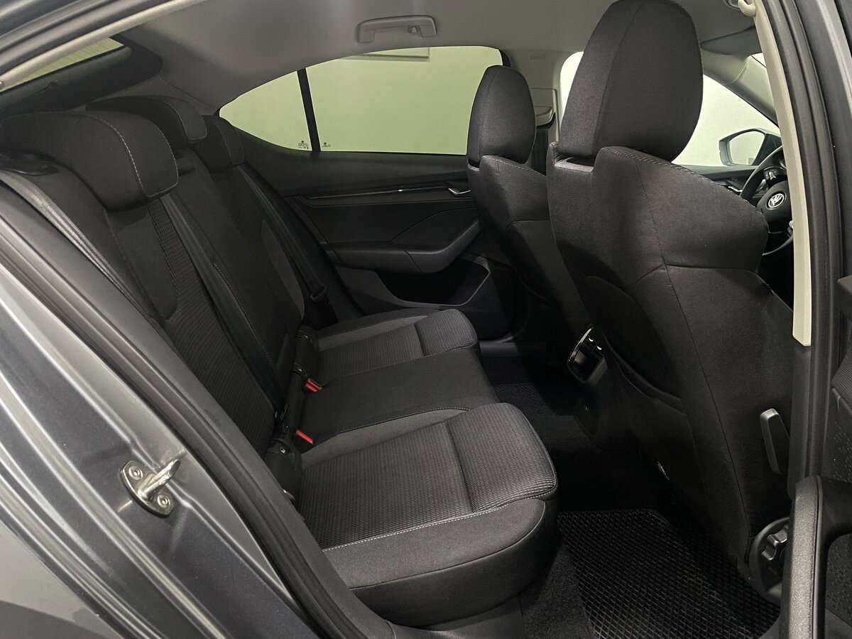 Б/У Шкода Октавия 2021 года. Фото: #9