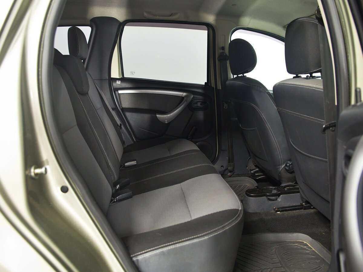 Б/У Рено Дастер 2012 года. Фото: #16