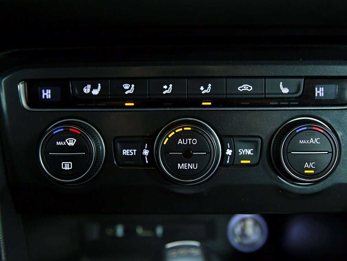 Б/У Фольксваген Тигуан 2017 года. Фото: #15