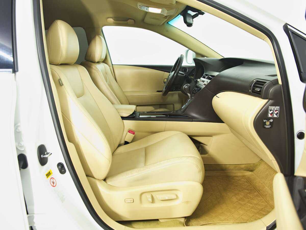 Б/У Лексус Р-Икс 2011 года. Фото: #14