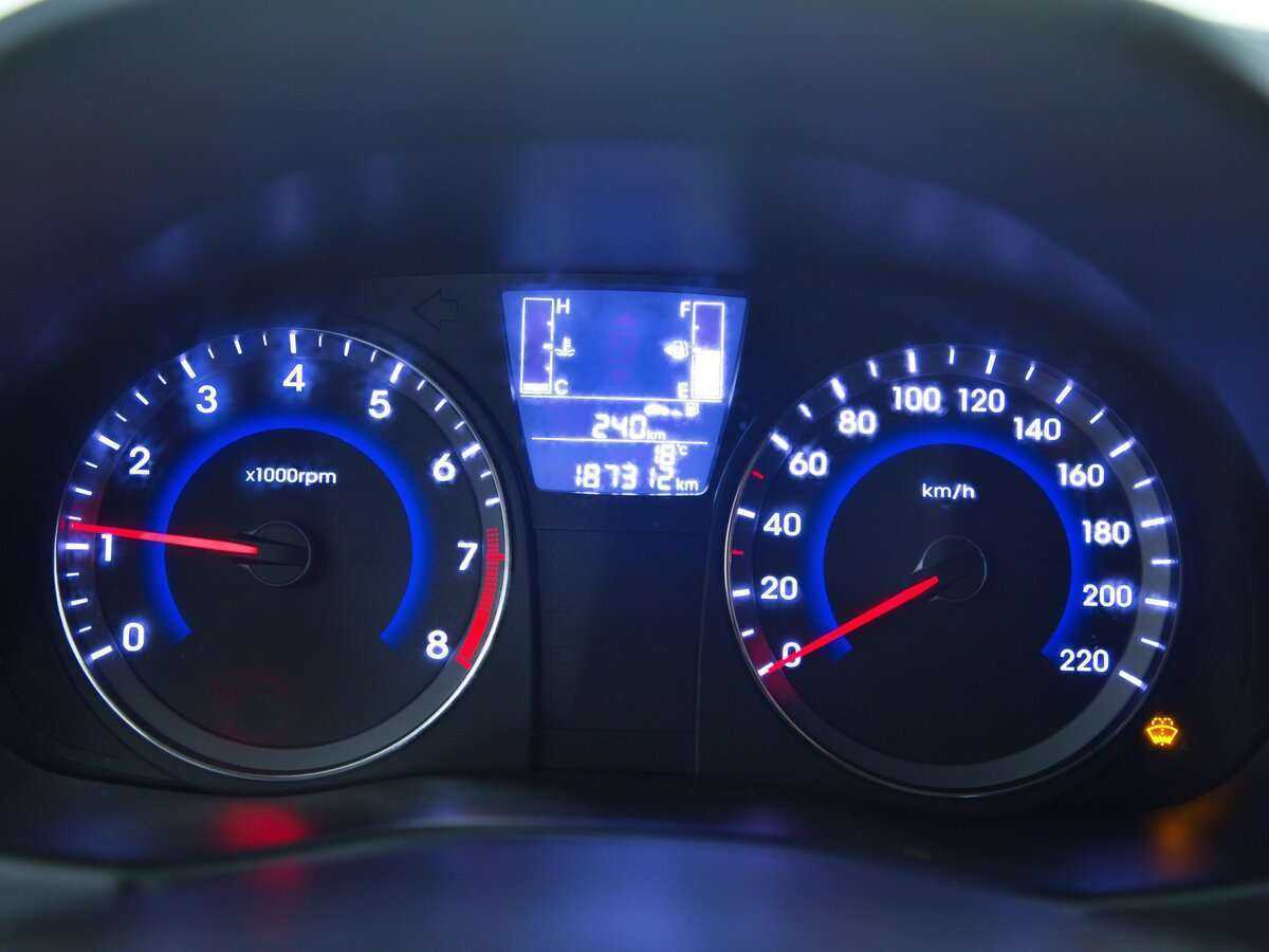 Б/У Хендай Солярис 2015 года. Фото: #13