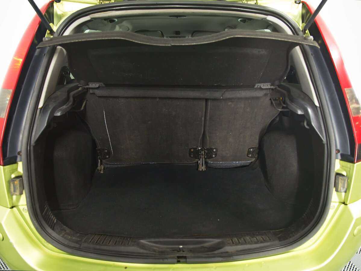 Б/У Форд Фьюжн 2005 года. Фото: #8