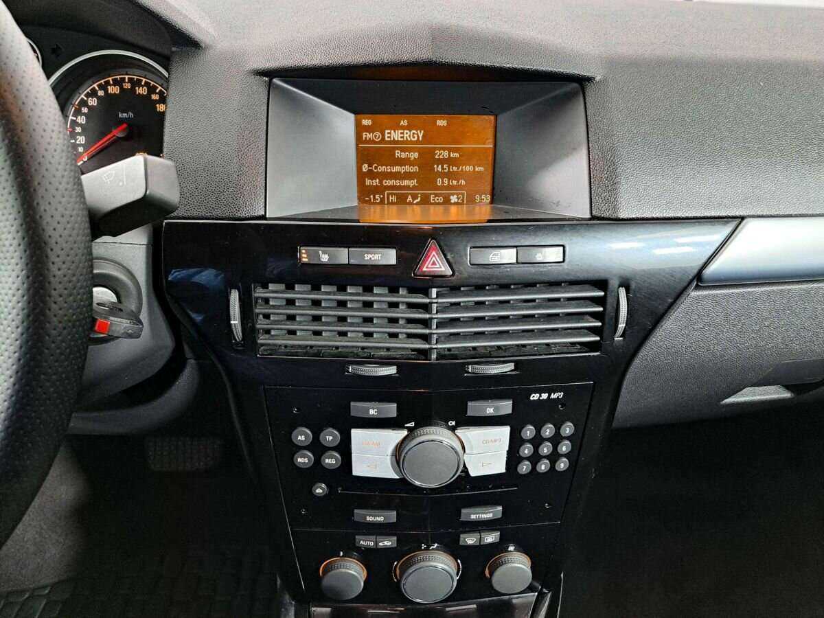 Б/У Опель Астра 2008 года. Фото: #14