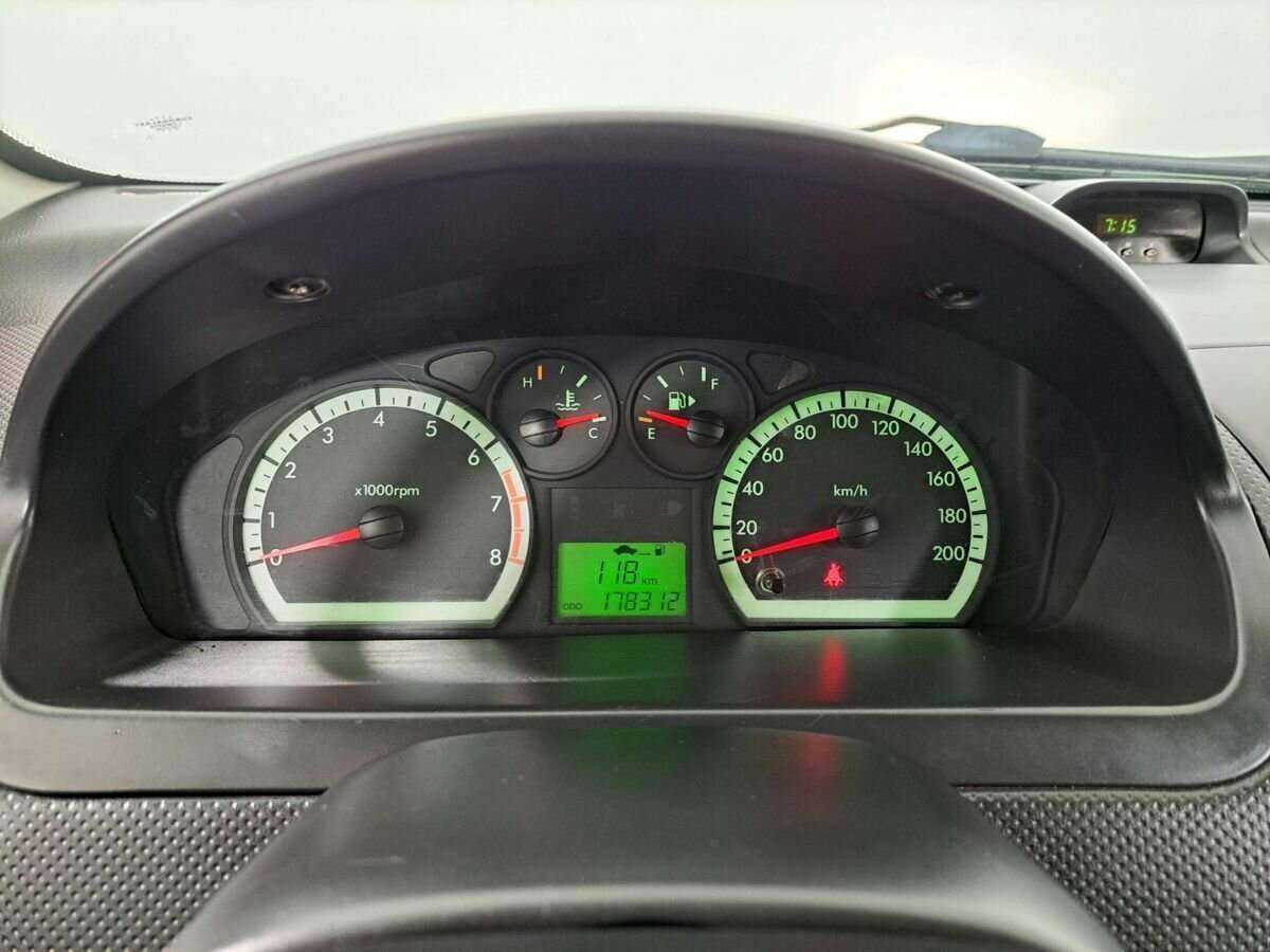 Б/У Шевроле Авео 2009 года. Фото: #10