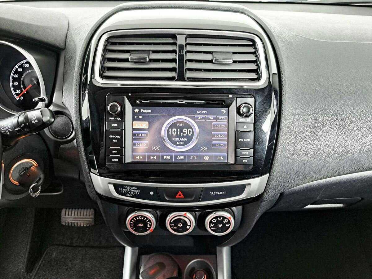 Б/У Митсубиши АС-Икс 2011 года. Фото: #12