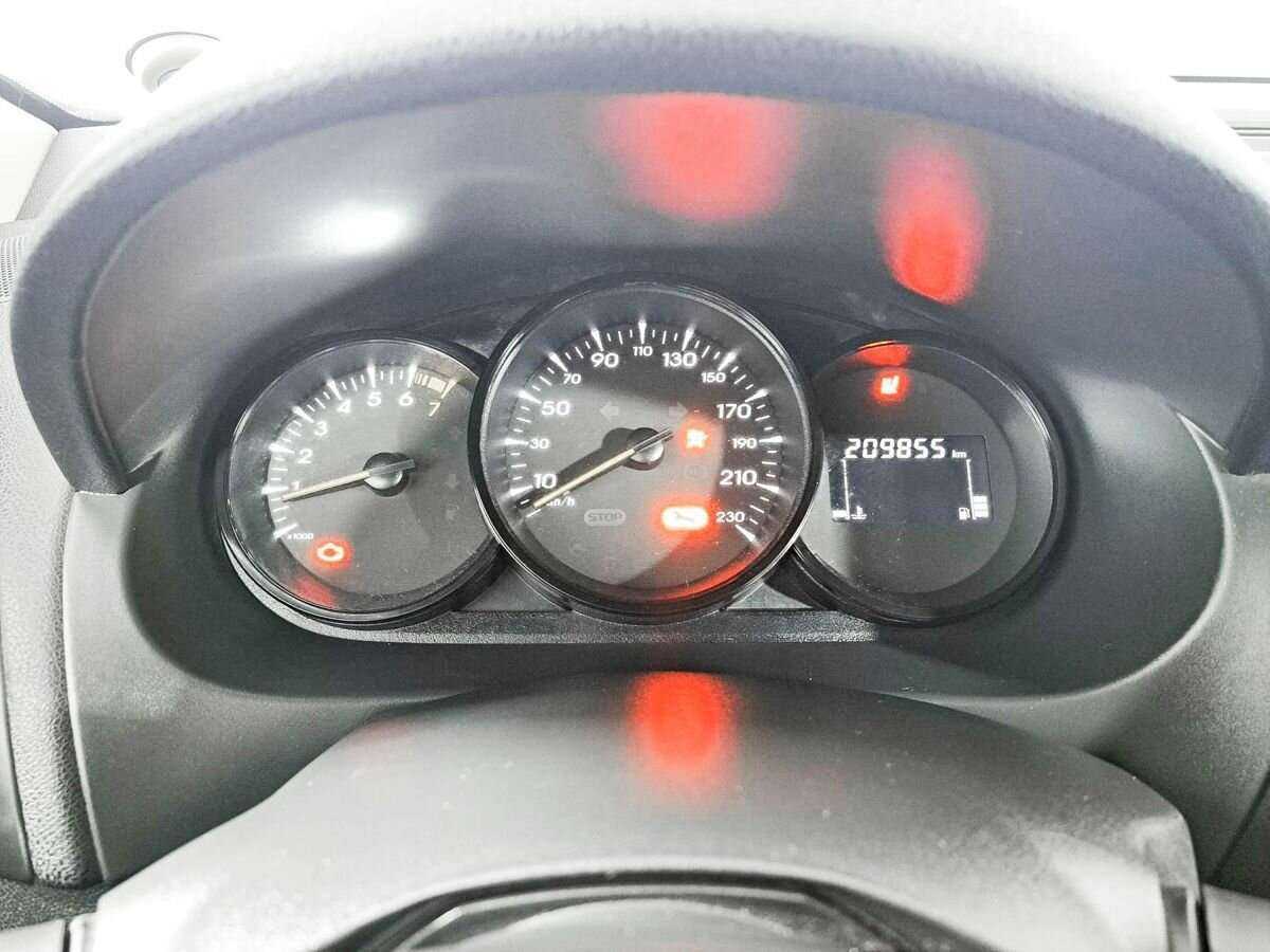 Б/У Рено Флюенс 2012 года. Фото: #10