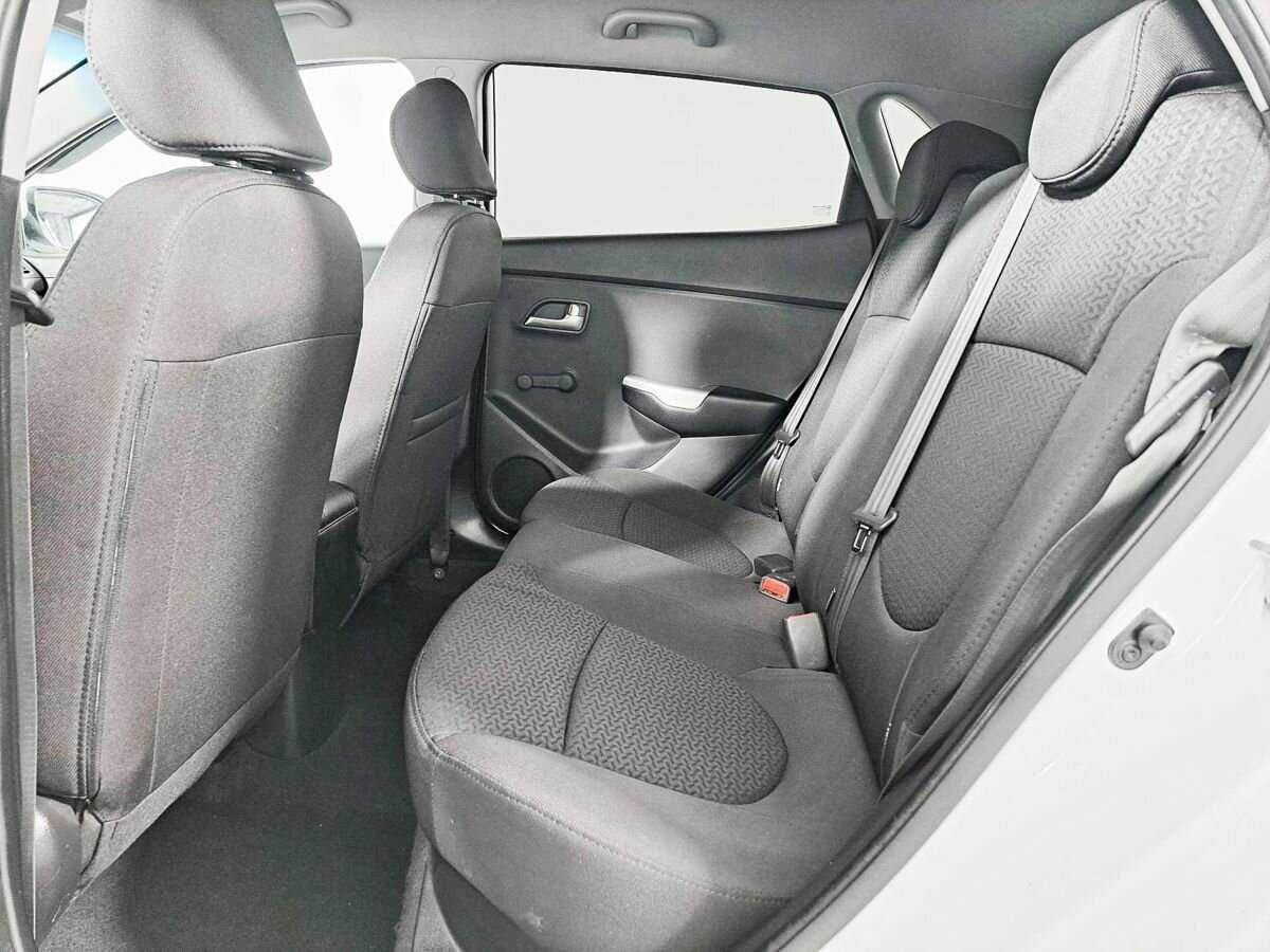 Б/У Киа Рио 2014 года. Фото: #9