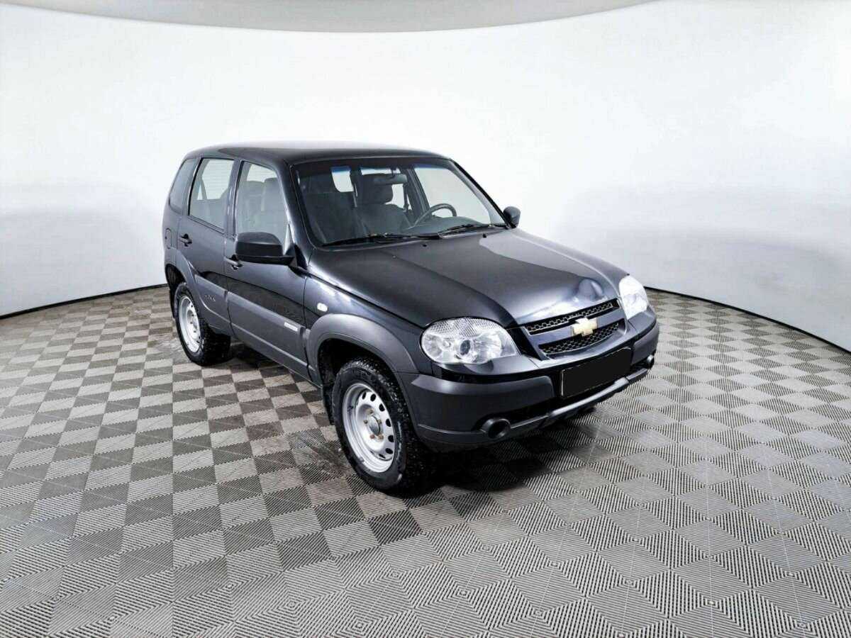 Б/У Шевроле Нива 2018 года. Фото: #2