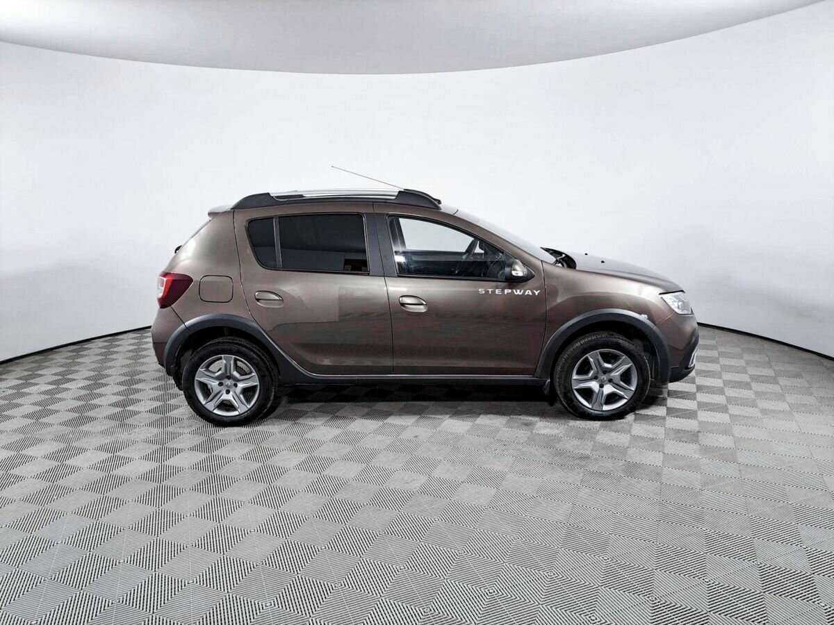 Б/У Рено Сандеро 2020 года. Фото: #3