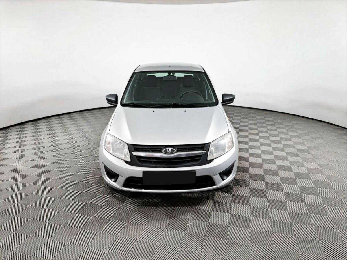 Б/У Лада (ВАЗ) Гранта 2016 года. Фото: #1