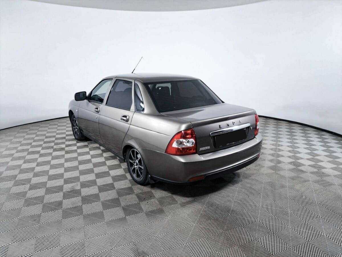 Б/У Лада (ВАЗ) Приора 2017 года. Фото: #6