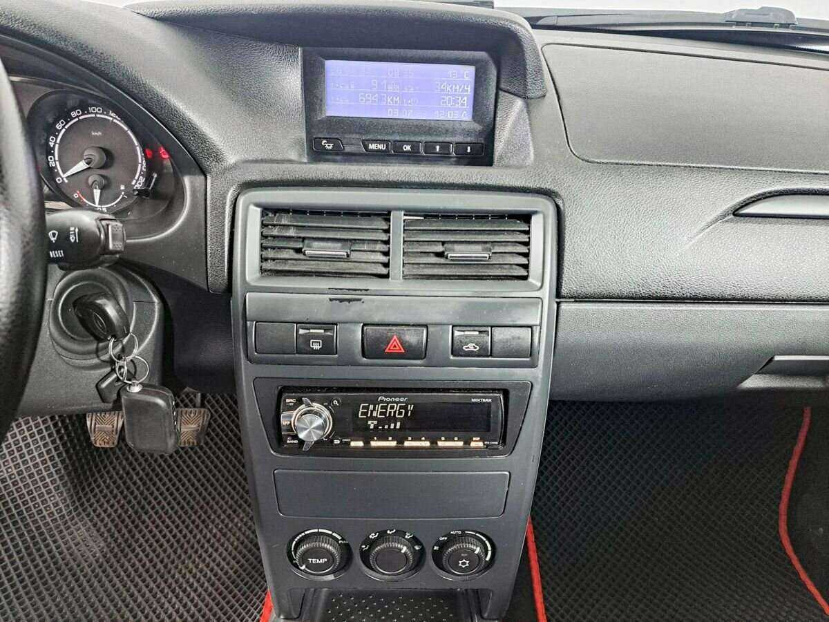 Б/У Лада (ВАЗ) Приора 2017 года. Фото: #12