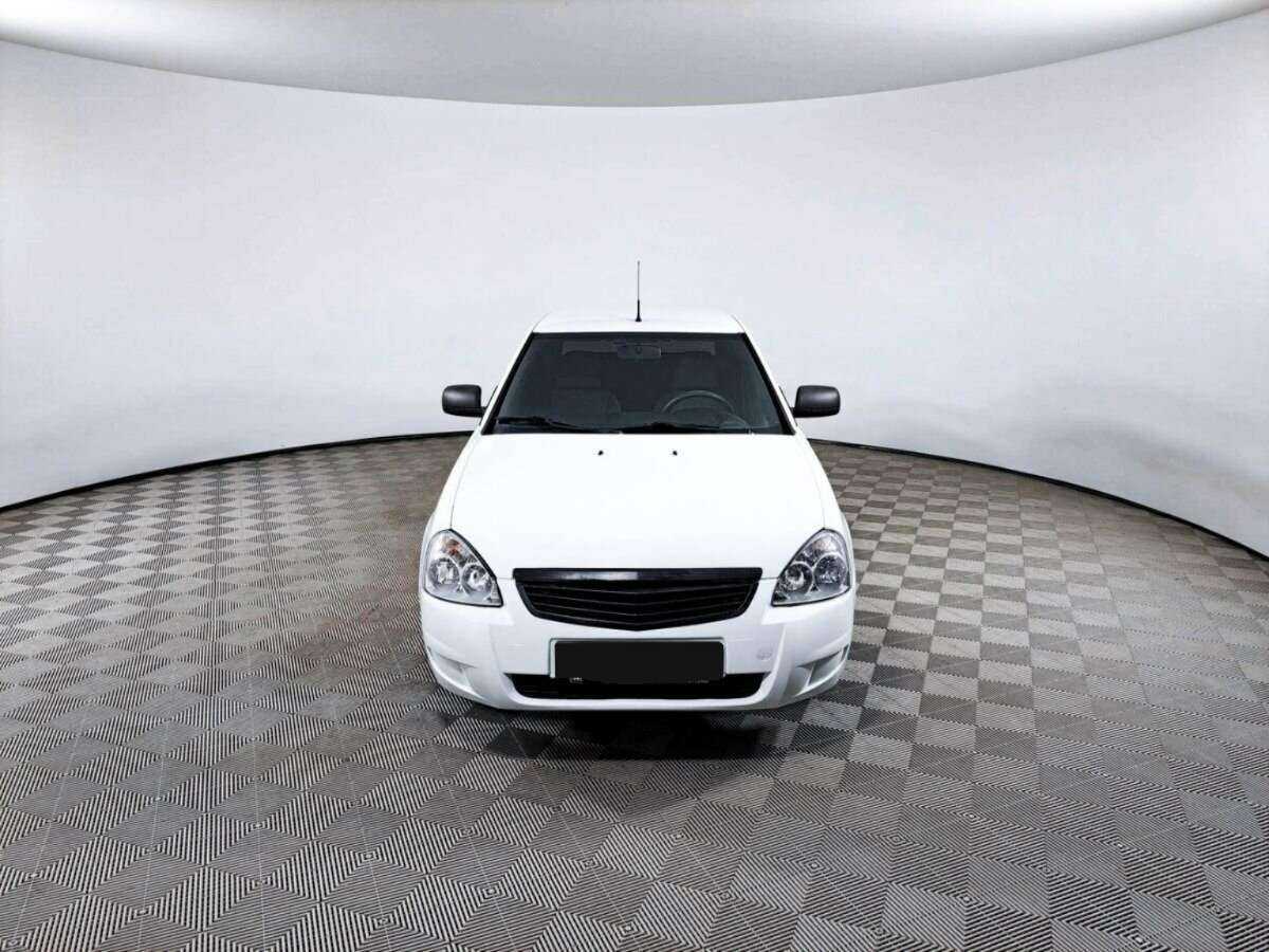 Б/У Лада (ВАЗ) Приора 2016 года. Фото: #1