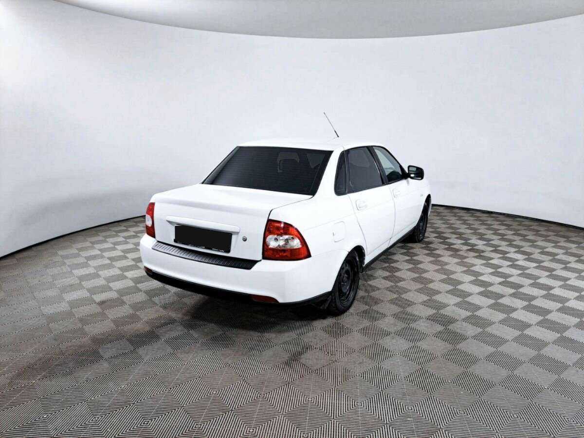 Б/У Лада (ВАЗ) Приора 2016 года. Фото: #4