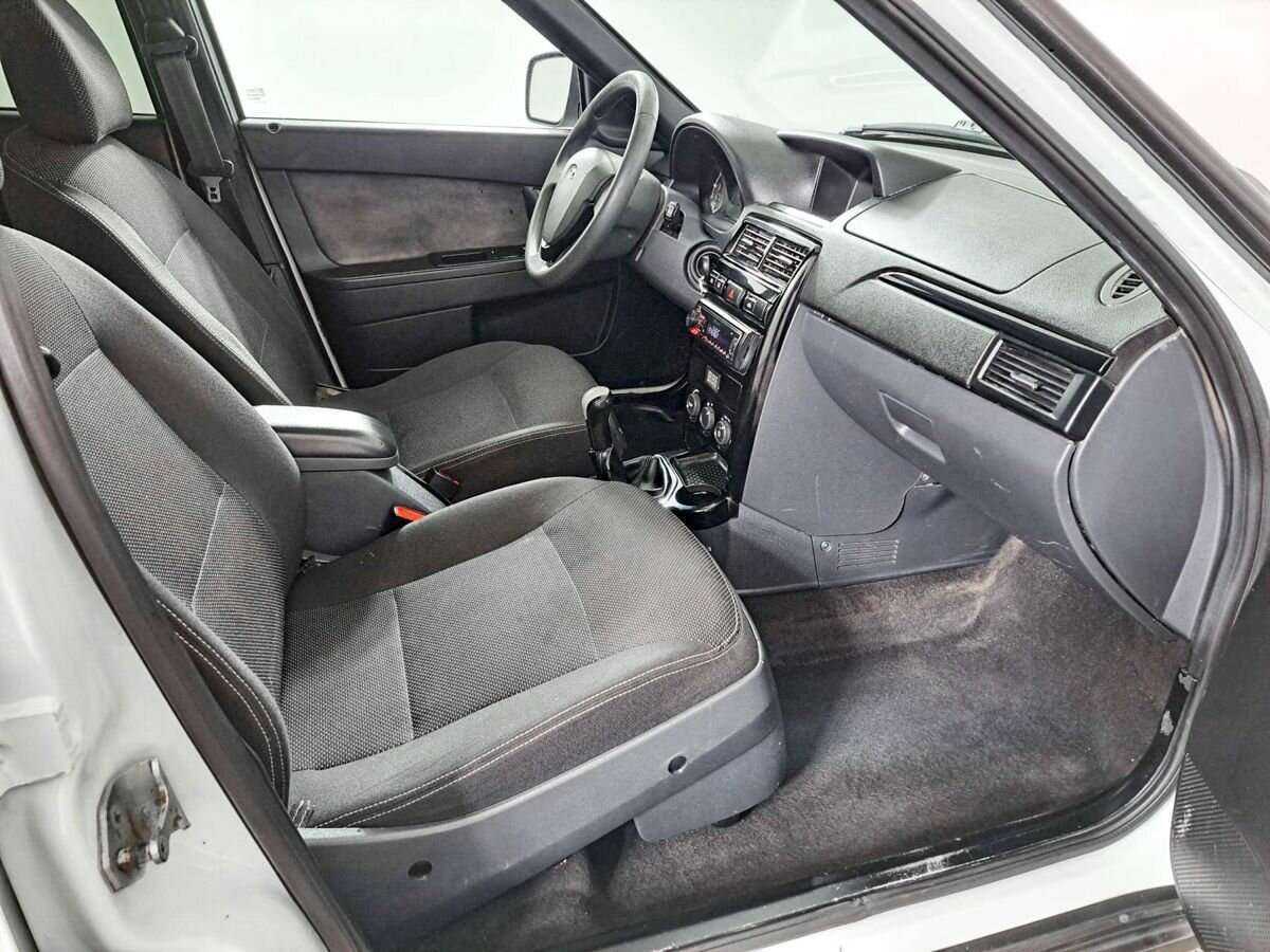 Б/У Лада (ВАЗ) Приора 2016 года. Фото: #8