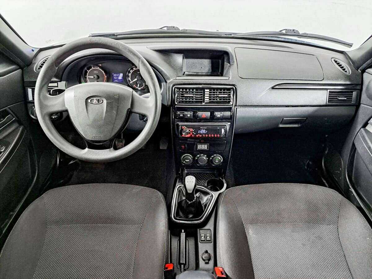 Б/У Лада (ВАЗ) Приора 2016 года. Фото: #11