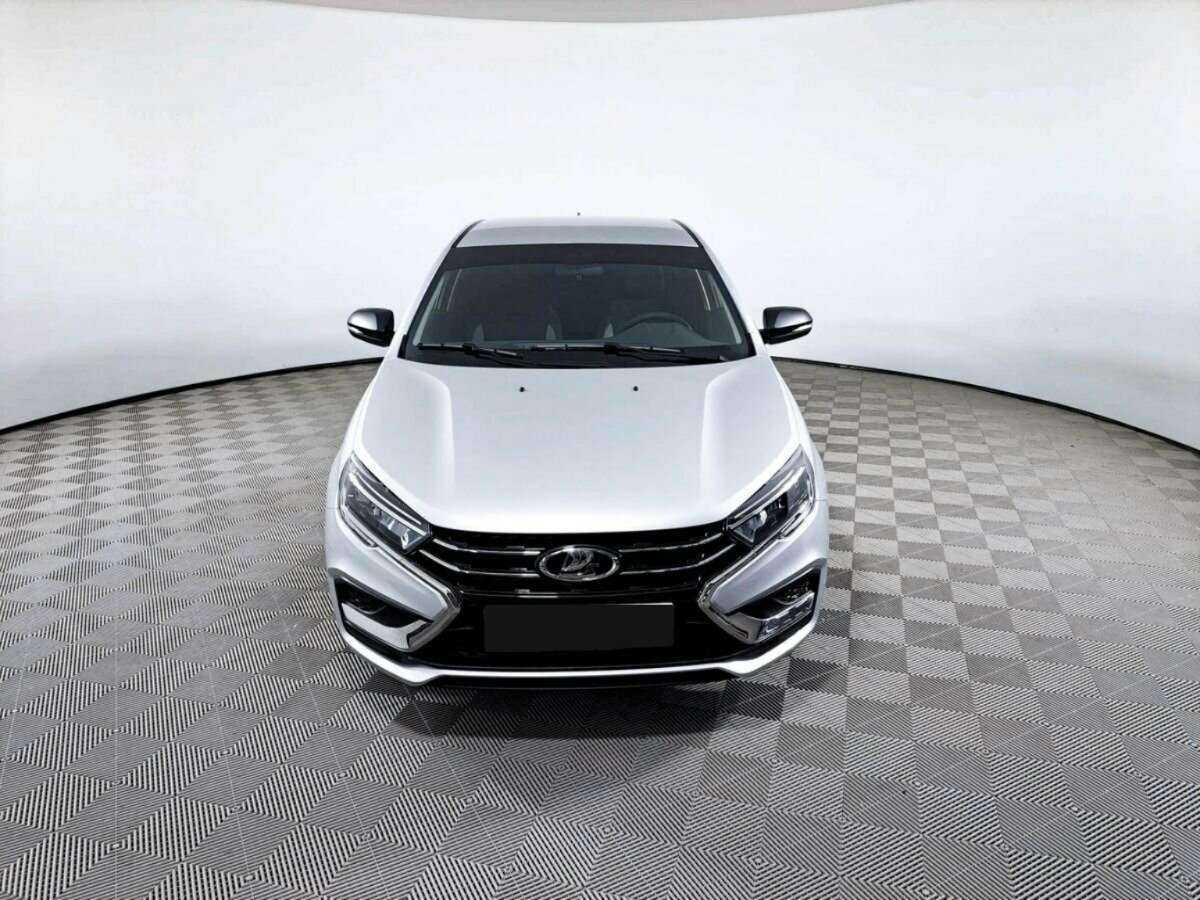 Б/У Лада (ВАЗ) Веста 2023 года. Фото: #1