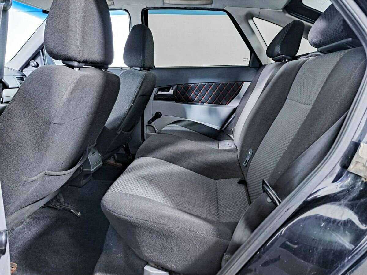 Б/У Лада (ВАЗ) Приора 2010 года. Фото: #9