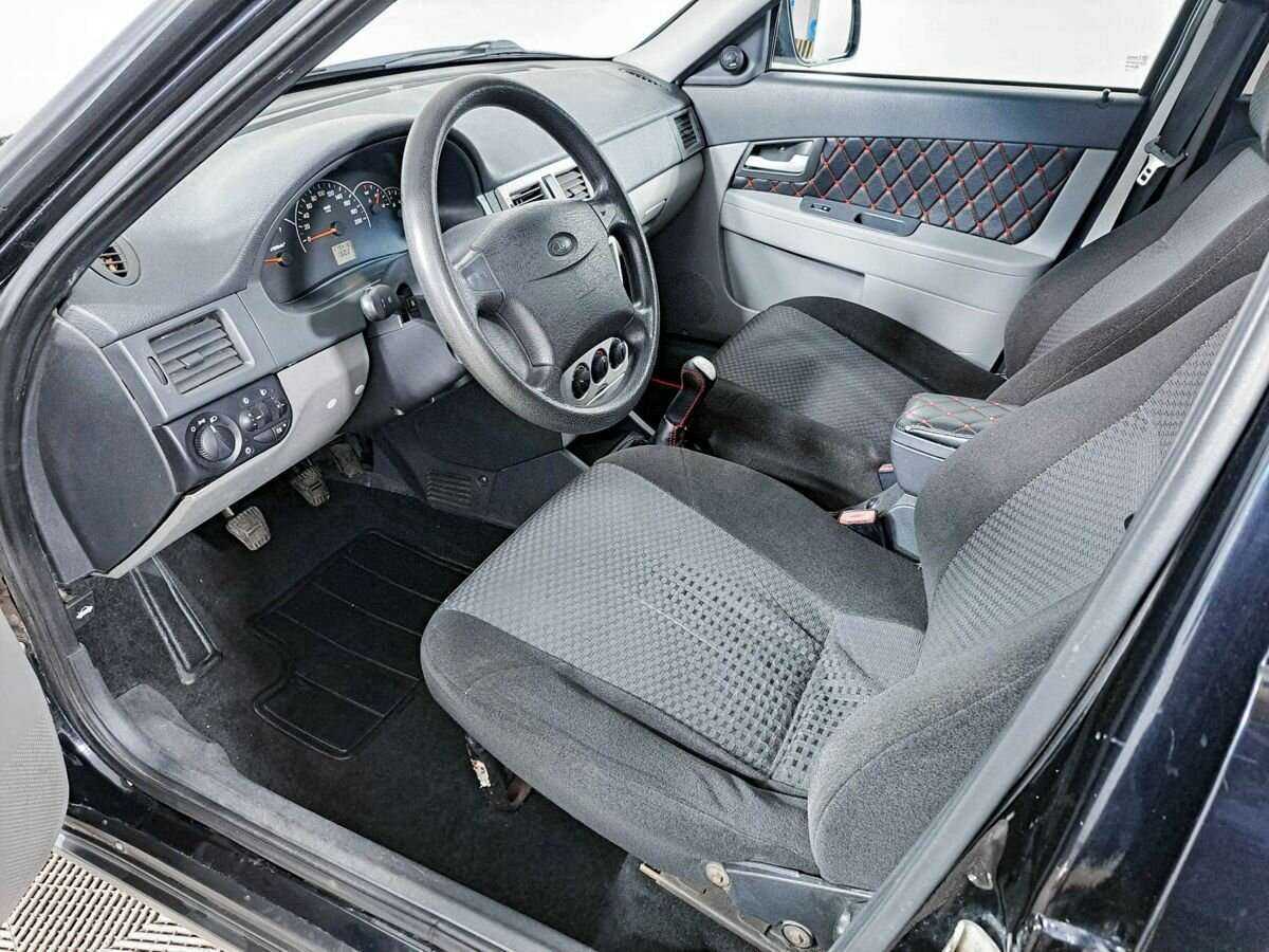 Б/У Лада (ВАЗ) Приора 2010 года. Фото: #13