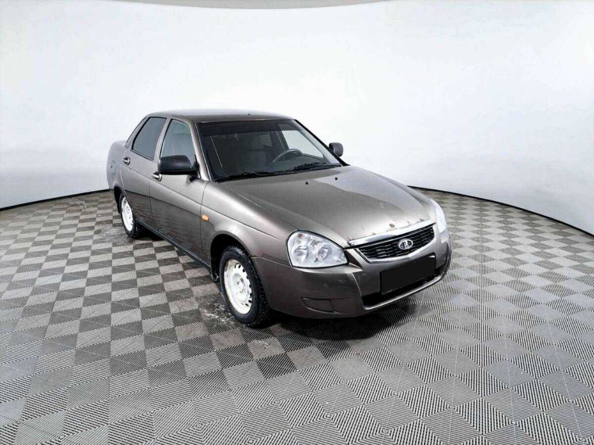 Б/У Лада (ВАЗ) Приора 2017 года. Фото: #2