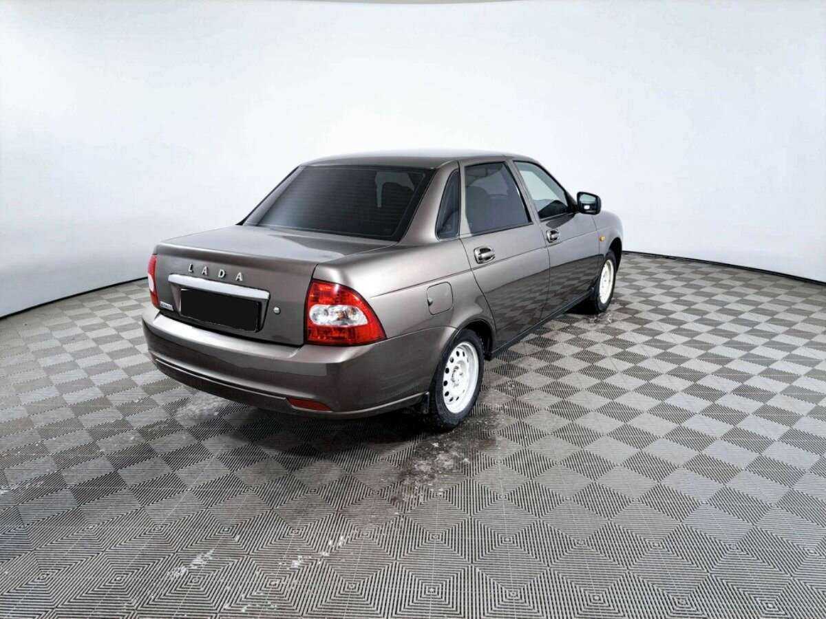 Б/У Лада (ВАЗ) Приора 2017 года. Фото: #4