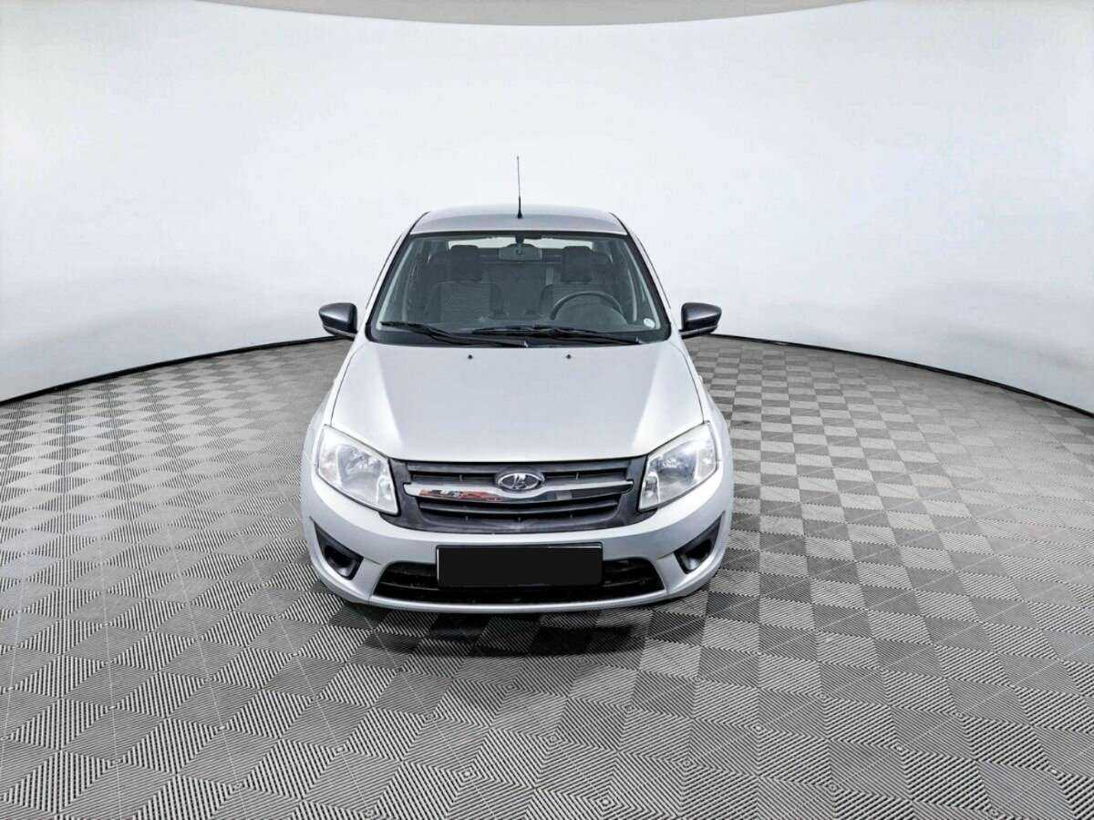 Б/У Лада (ВАЗ) Гранта 2017 года. Фото: #1