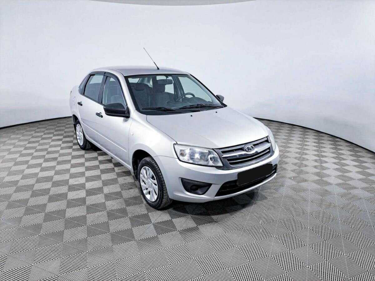 Б/У Лада (ВАЗ) Гранта 2017 года. Фото: #2