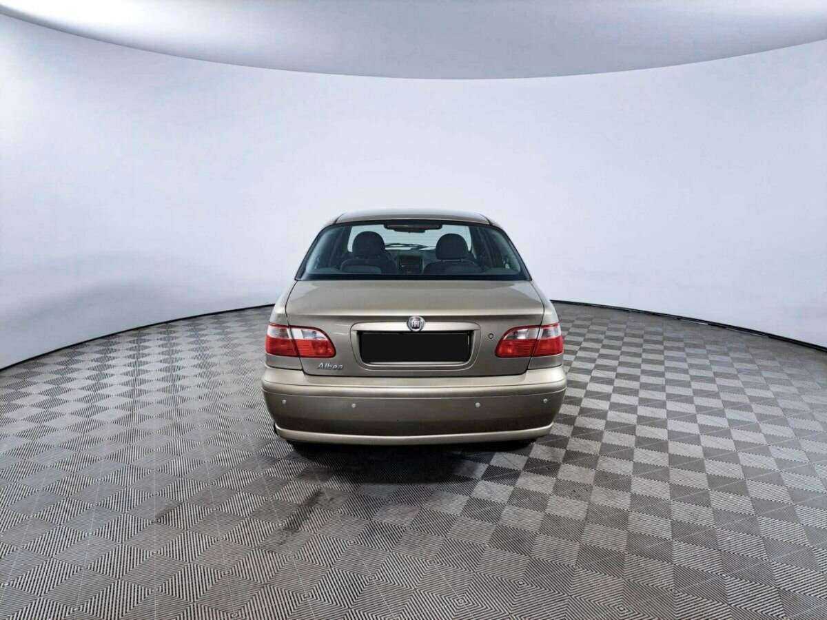 Б/У Фиат Альбеа 2010 года. Фото: #5